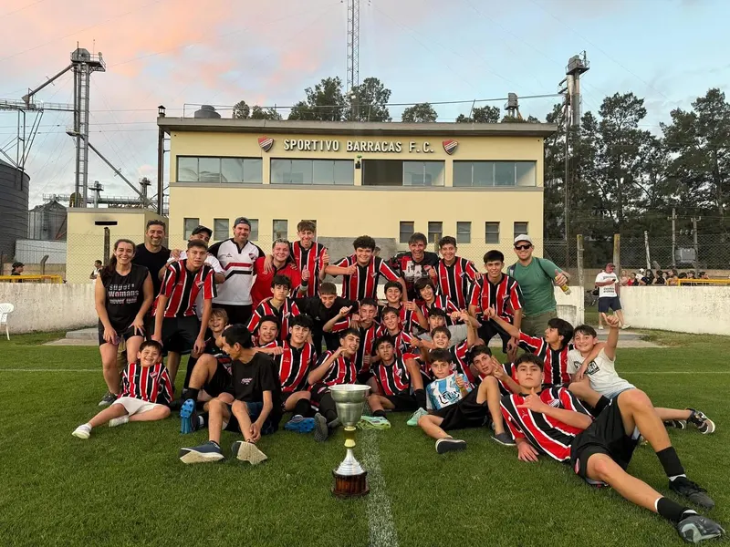 La Sub 15 festeja el Clausura 2025